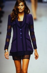 1193330185_chloe-ss-1995(8).thumb.jpg.023f102417913fa747cb8e33f21d1d8b.jpg