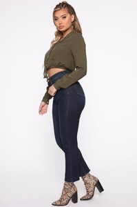 12-23-19_Studio_3_RM_LE_14-09-24_45__WT37926L_Olive_0544_JK.jpg