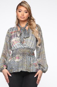 12-30-19_Studio_2_MA_KYS_11-04-29_26_199219_MultiColor_P_31759_NT.jpg