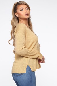 12-30-19_Studio_2_MA_KYS_11-53-57_40_61670_Yellow_32073_EH.jpg