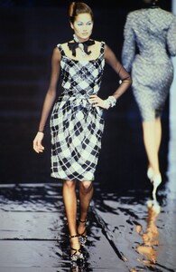 122867304_rosemarie(2).thumb.jpg.89bb090bf2f1dcc1cef3ddfb9c503b6a.jpg