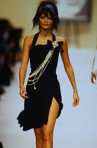 1257756396_chanel-ss-1994(9).thumb.jpg.ddbddd4a3252f8eca4f0c141665c2e32.jpg