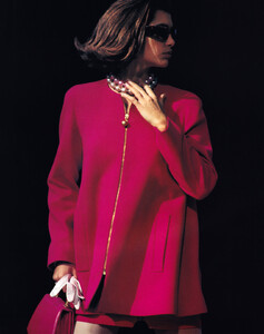 1306997218_J.R.DuranforHarpersBazaarMarch1991.ClothingbyLouisDellOlioforAnneKlein_01.thumb.jpg.335a8e5e58bdb30c74ca1fbd4f11cb1b.jpg