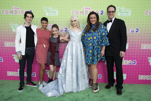 134501069_meg-donnelly-713.jpg