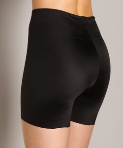 SPANX Slimplicity - Girl Short Black4.jpg