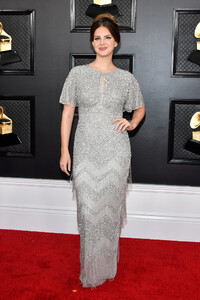 Lana+Del+Rey+62nd+Annual+GRAMMY+Awards+Arrivals+eRmh8y_jsJ-x.jpg