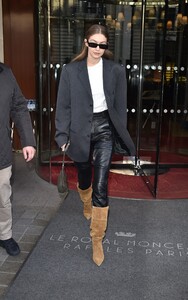      gig210120BZNimage113.jpg