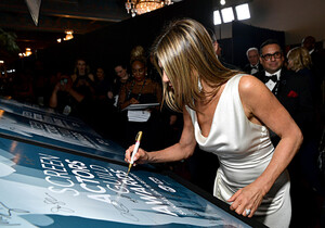 Jennifer+Aniston+26th+Annual+Screen+Actors+1ip530aS8Pdx.jpg