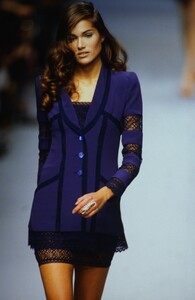 1427429124_chloe-ss-1995(10).thumb.jpg.6bebdf0e24353c96658e2dfb2a2b9ea0.jpg