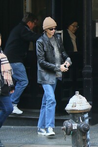       kai100120BZNimage38.jpg