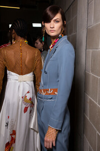 1623984712_Ports1961Spring2020BackstageAWRGlSYU_-Px.thumb.jpg.d2c44700538caf3194eb307bac409f2f.jpg