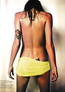 PIPOCA - Homem Vogue Brazil (Summer 2009.10) - Isabeli Fontana - 015.jpg