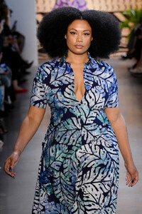 17017390_Studio189RunwaySeptember2019NewYork-husHKk-Fx3x.thumb.jpg.7889b670fc87d0429601e245103c4b20.jpg