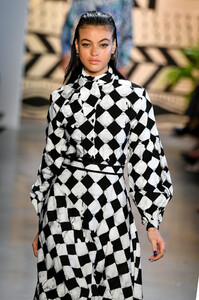 17237696_Studio189RunwaySeptember2019NewYorkjs0suAMFoopx.thumb.jpg.3e379c370767674220f584d169348ead.jpg
