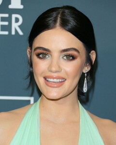       hal120120BZNimage7.jpg