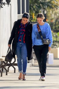      nat140120BZNimage7.jpg