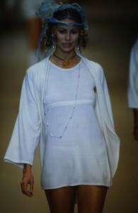 1909819915_niki(6).thumb.jpg.945a046dd224732877a611eb91e58bb4.jpg