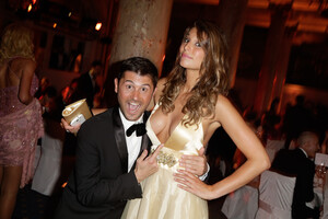 200576697_(69)LauryThilleman_DelphineWespiser_Cannes2013-05.thumb.jpg.bb97d918bb2e819260867cd6ec5acdaa.jpg