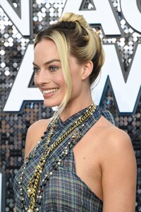       rob190120BZNimage18.jpg