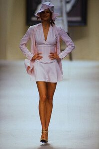 2052393246_chanel-ss-1994(3).thumb.jpg.9e01e702d1ea34441946b6b1f0931c5a.jpg