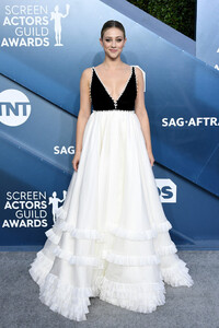Lili+Reinhart+26th+Annual+Screen+Actors+Guild+HRGSIHZa2wtx.jpg