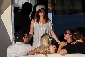       gom030120BZNimage23.jpg