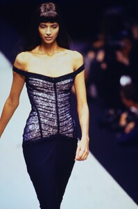 2136263949_herve-leger-fw-1997(16).thumb.jpg.794a7842b8768023f03f7e62378cbcb1.jpg