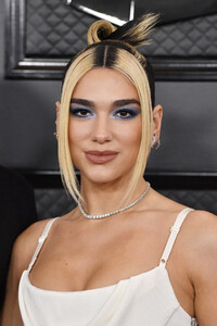 Dua+Lipa+62nd+Annual+GRAMMY+Awards+Arrivals+YGe9As5wN4Gx.jpg
