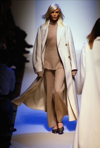 26706129_nadja(7).thumb.jpg.57644c523dabfb4c4d6d5863126cc25f.jpg