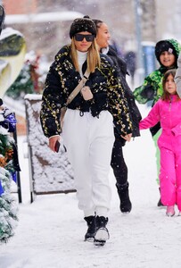        sof020120BZNimage6.jpg