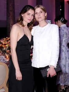 2z1a1303_laetitia_casta_cle__mence_poesy_20_01_23_sidaction___franc__ois_goize_jpg_4428_north_492x655_transparent.thumb.jpg.ec8ed3db6eacd3f15e1511a8a9d22fae.jpg