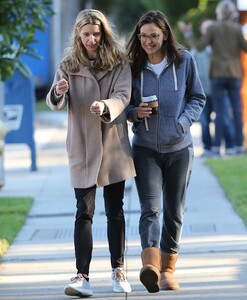      jen250120BZNimage107.jpg