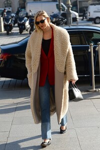        klo220120BZNimage108.jpg