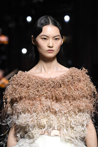 34496886_GivenchyRunwayParisFashionWeekHauteCouturegcNZptE25Iox.thumb.jpg.f1da5b15f300b62d68f19d57b76b5cd4.jpg