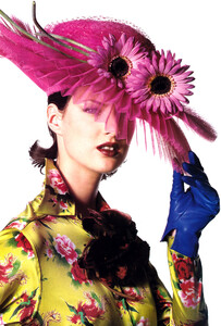 35681095_SheilaMetznerforMirabellamagazineMay1995.ClothingbyIsaacMizrahi_02.thumb.jpg.6f1935b9828a60e5b8572c500d8e41ef.jpg