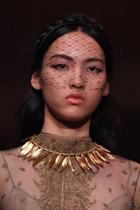 375341990_DiorRunwayParisFashionWeekHauteCouturet74BMsalHXsx.thumb.jpg.5d8db861d0715ee4693cce69e9ea2a8d.jpg