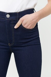 3x1-Maya-Skinny-Flare-Jean-Dillon-detail.jpg