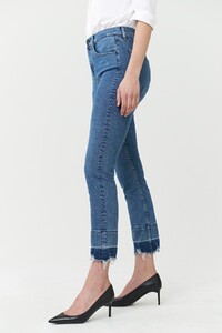 3x1-Shelter-Slim-Straight-Crop-Jean-Carla-sidedetail.jpg