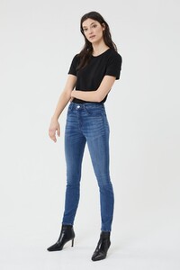 3x1_Channel_Seam_Skinny_Jean_Annora_side.jpg