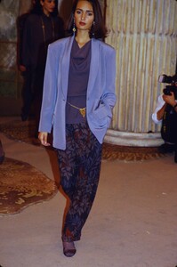 58784348_anne-klein-ss-1990(3).thumb.jpg.66b67ee0494ccb75557472b159315c65.jpg