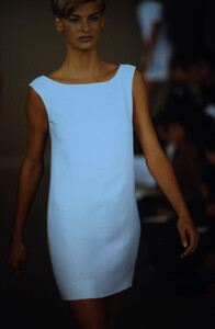 63866823_calvin-klein-ss-1991(14).thumb.jpg.6fdf134b44272c7ba7d57806396f237d.jpg