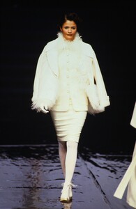 639754696_helena(4).thumb.jpg.1b59ed5912e6ef167ae0b6f302de6177.jpg