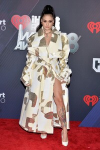 65911693_kehlani-2018-iheartradio-music-awards-in-inglewood-2.thumb.jpg.93130b584e5d856e83787ffe9dcf97c4.jpg