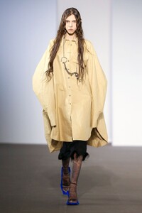 Lea Julian Acne Studios Fall 2020 Men and Women 1.jpg