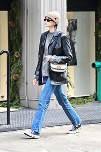       kai100120BZNimage18.jpg