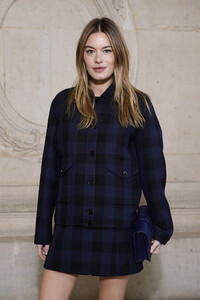 Camille+Rowe+Dior+Photocall+Paris+Fashion+C4IQ23ZN_WVx.jpg