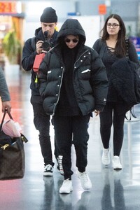       gom130120BZNimage105.jpg