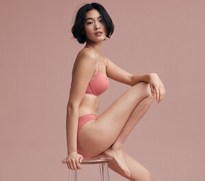 Incredible. The patented smoothing sides and cushioned underwire support you love_ now in a spectrum of new shades..jpg