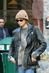       kai100120BZNimage34.jpg