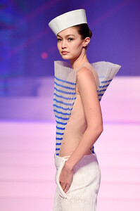        gig220120BZNimage111.jpg